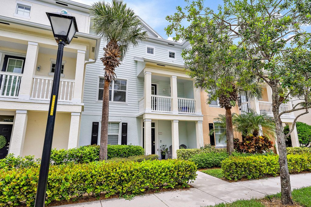 Somerset at Abacoa: Your Oasis in the Heart of Jupiter