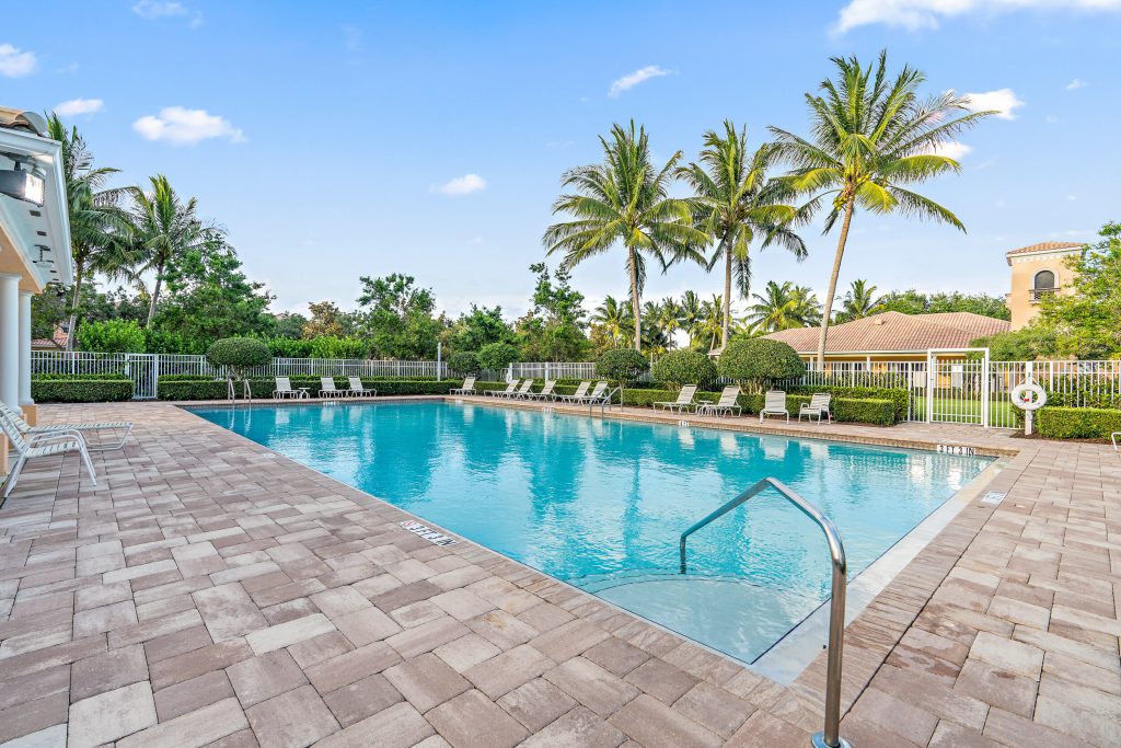 Discover the Charm of Tuscany at Abacoa: A Premier Community in Jupiter, Florida